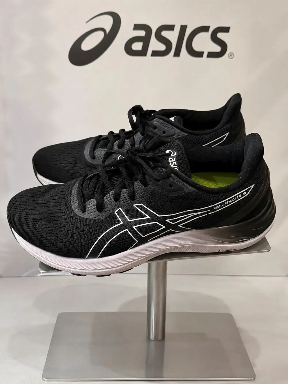 ASICS GEL-EXCITE 9 Women’s Running Shoes Black White Wide Size 10